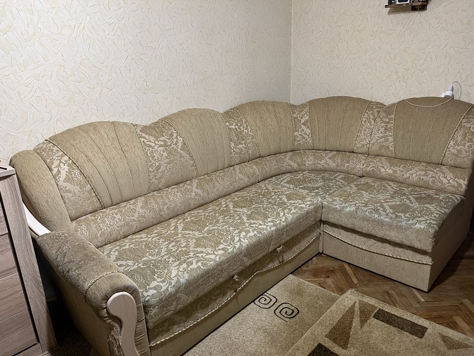Продам диван срочно торг