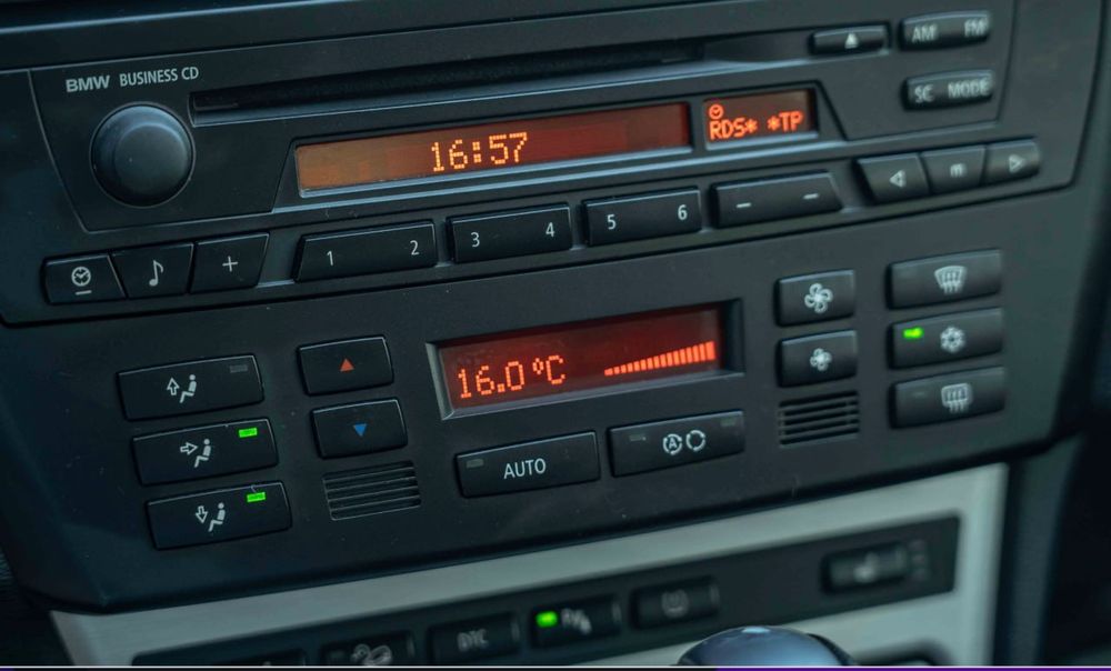 БМВ E83  Х3  3.0si