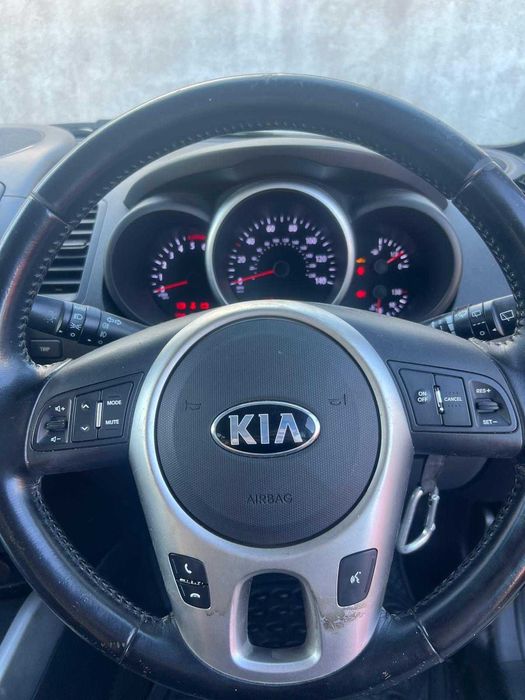 Kia Soul 1.6 CRDi Automático diesel 2014, Volante à Direita, Matrícula Portuguesa