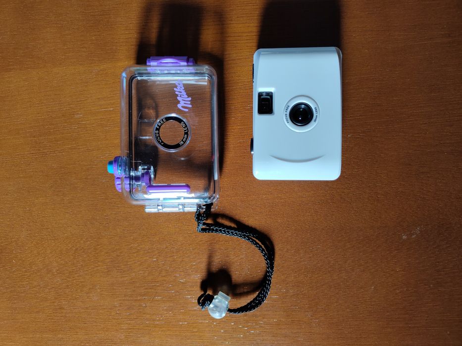Milka Analog Roll Camera with New Waterproof Protective Cover64284533876609121