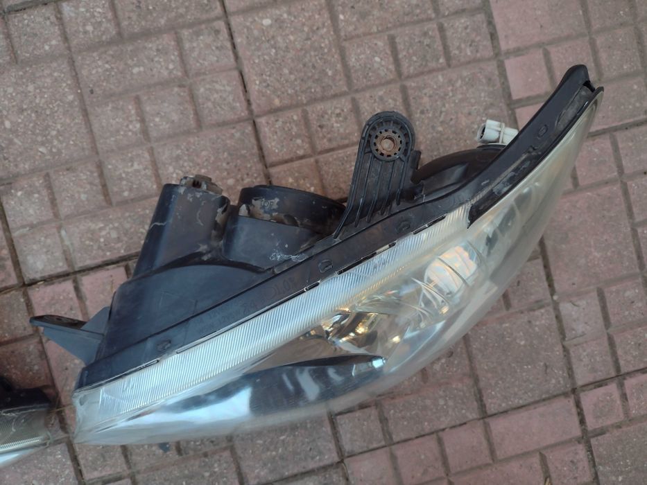 Hyundai Getz lampa przód prawa/lewa EU