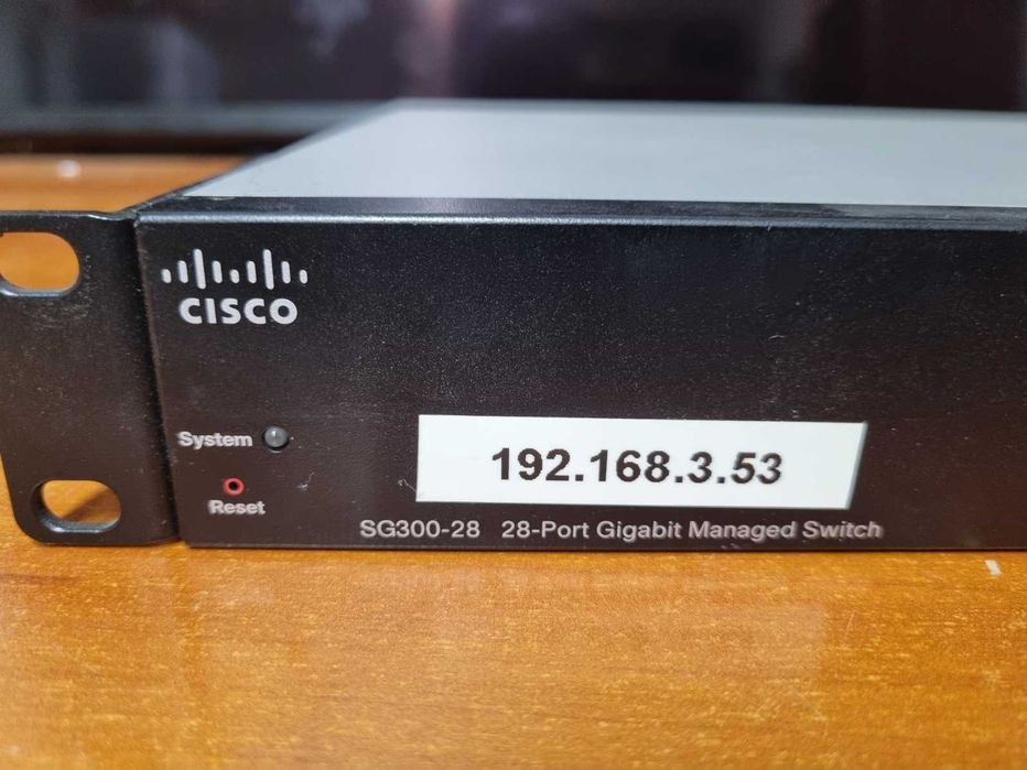 Switch Cisco SG300-28 Managed Switch 28 portów Gigabit – stan jak nowy