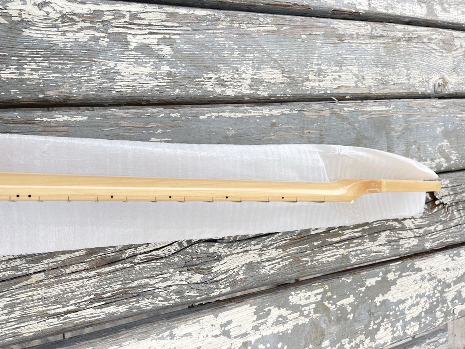 Gryf gitary typu stratocaster Big Head