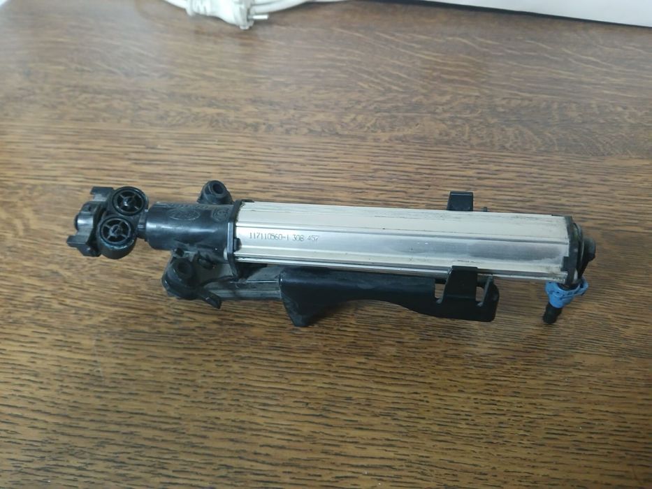 Форсунка осивача фар volvo ford