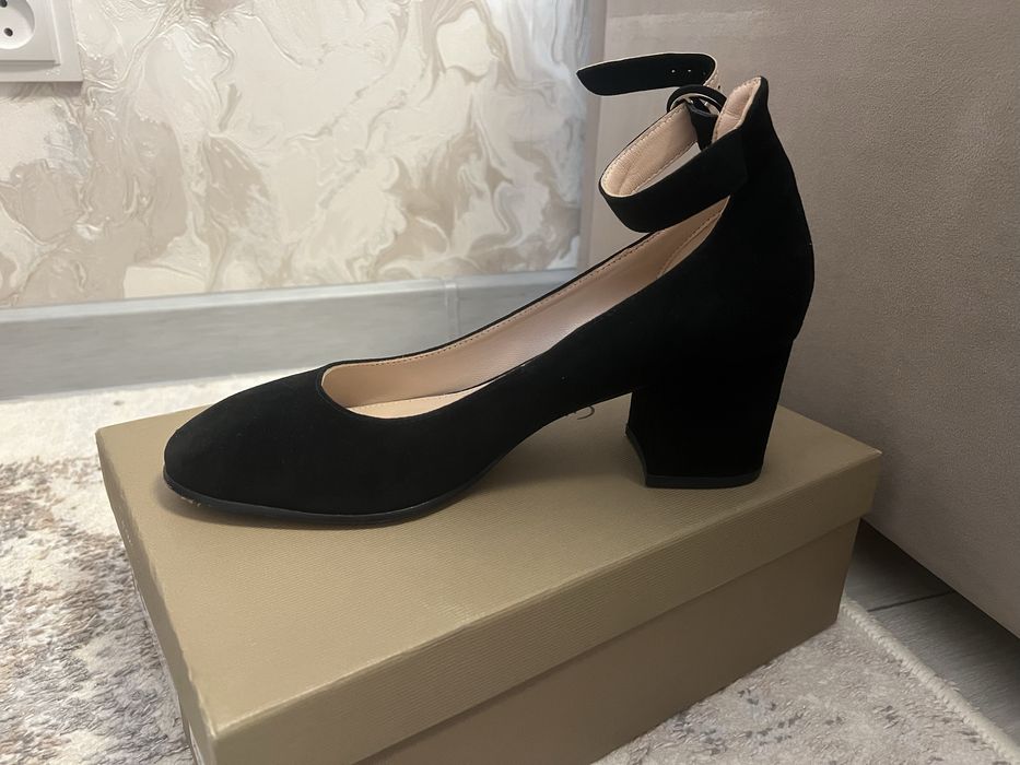 Туфлі жіночі Gianvito Rossi 39 розмір