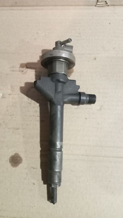 Форсунка Мазда 6 RF5S.Та інші запчастини.