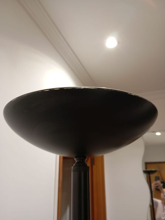 Candeeiro de chão428625628181964802