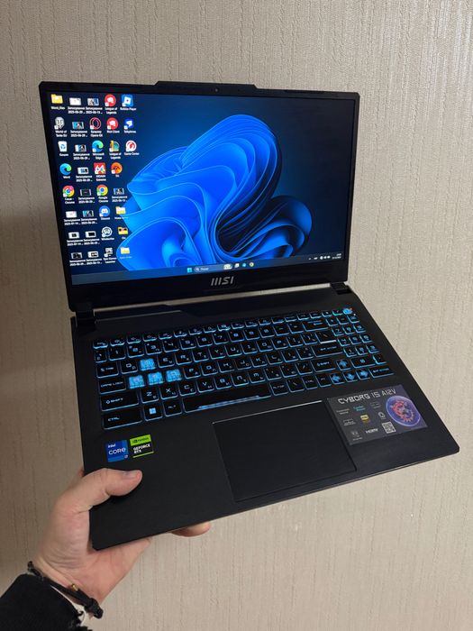 MSI Cyborg 15 | Intel Core i7-12650H | RTX 4060