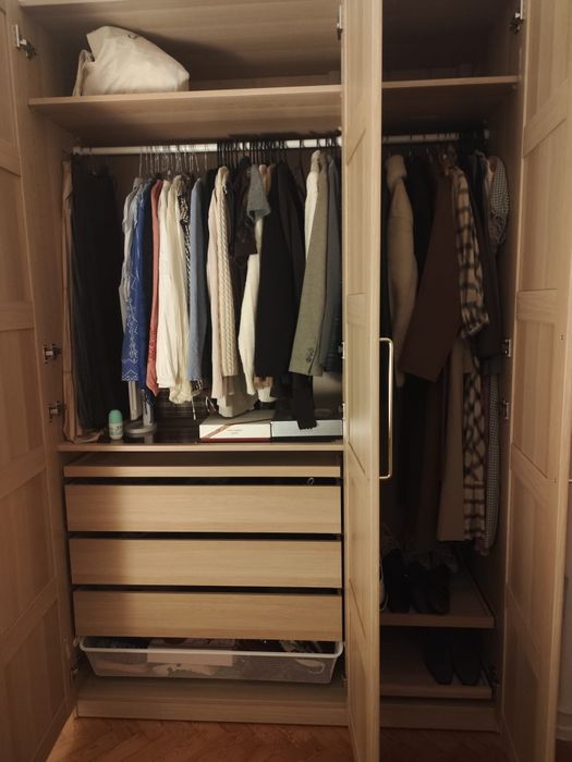 Roupeiro IKEA como novo