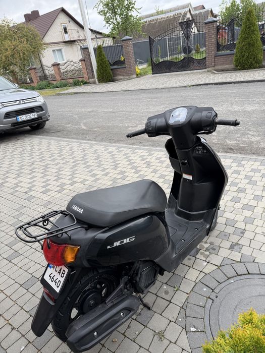 Продам Скутер Yamaha jog ay01