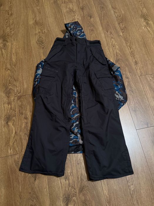 Лижний костюм S , у гарному стані