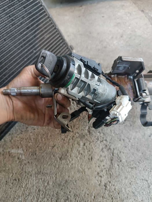 Замок Зажигания Тойота  Авенсис т22 Замок запалювання Toyota Avensis