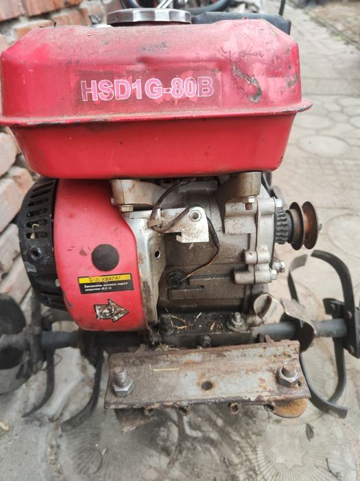 Продам бензиновий мотокультиватор