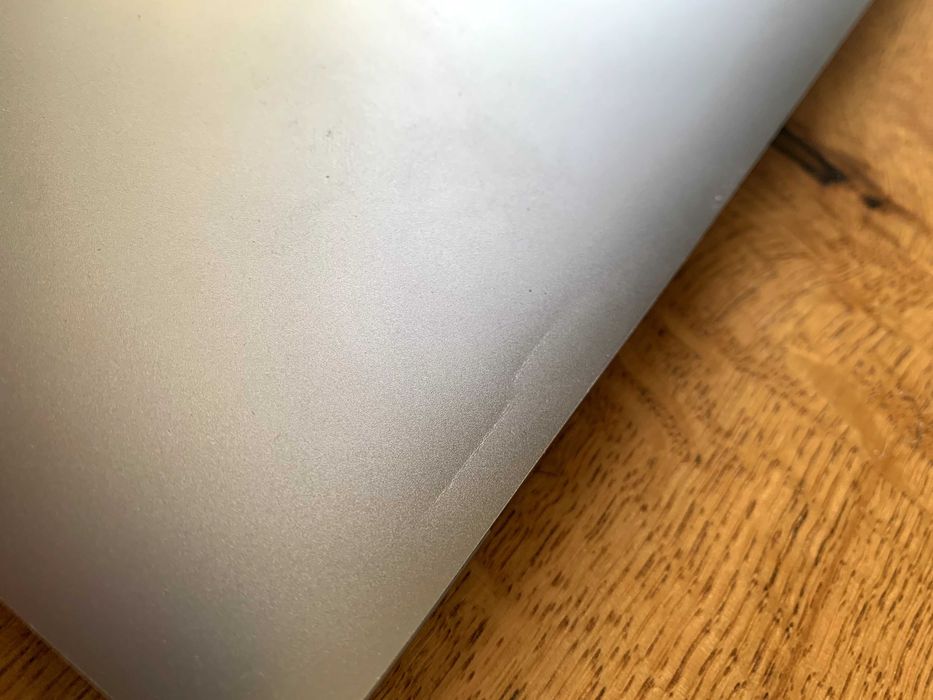 Apple macbook pro  2017 13,3  i5 2,3ghz ram8gb ssd256gb