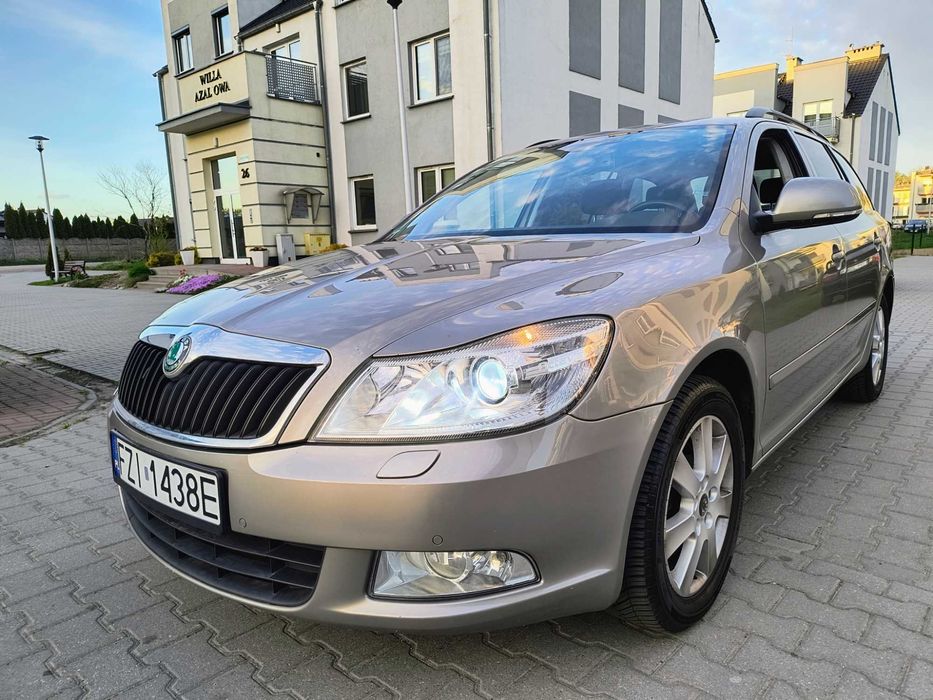 skoda octavia 2011r 1,8 turbo xenon skóra alkantara 177 tyś km