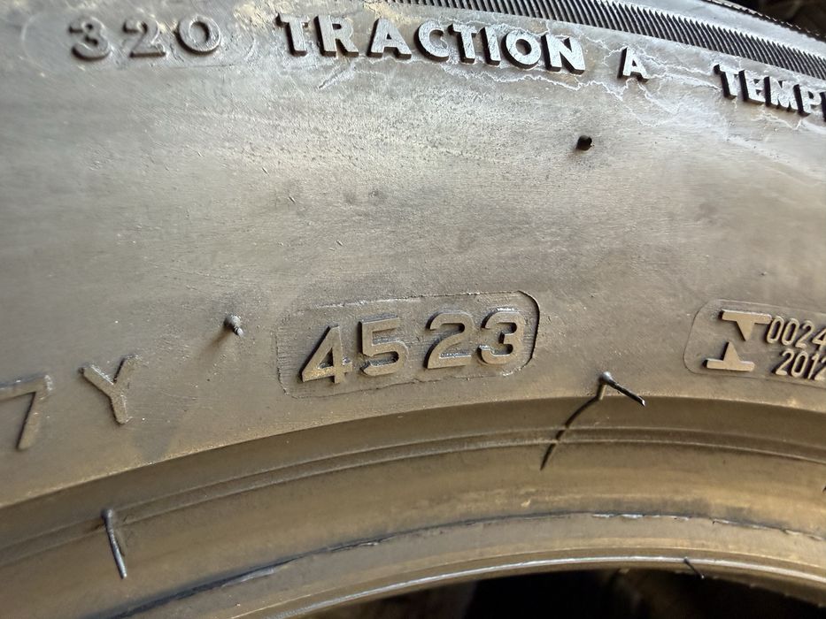 Літні шини 215/50 R17 Bridgestone Turanza T005 2шт. 95% 2023