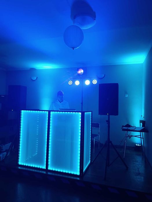 Oświetlenie RGB do parawanu DJ.