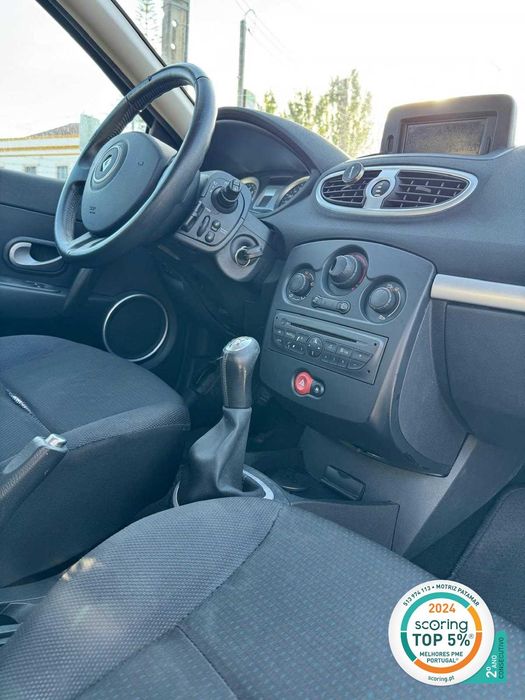 Renault Clio 1.2 Dynamique 75cv