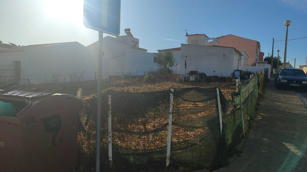 Lote de terreno para construção - sito em Companheira - Portimão