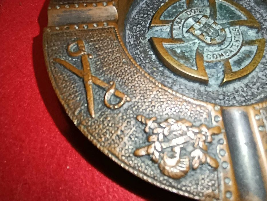 Cinzeiro Bronze Liga dos Combatentes