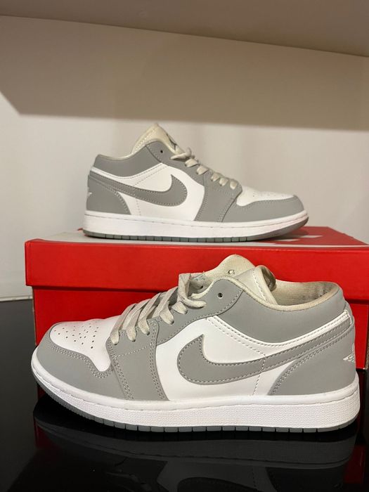 Nike air jordan 1 low wolf grey