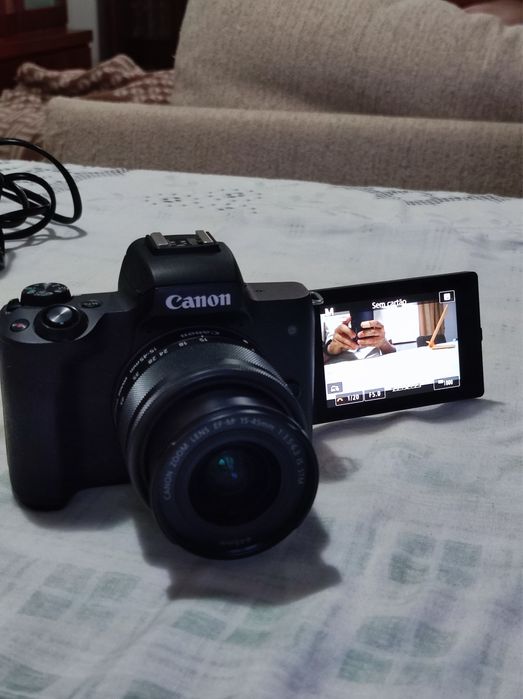 Câmara canon m50