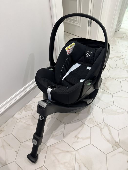 Терміново продається автокрісло. Cybex. Стан - нове