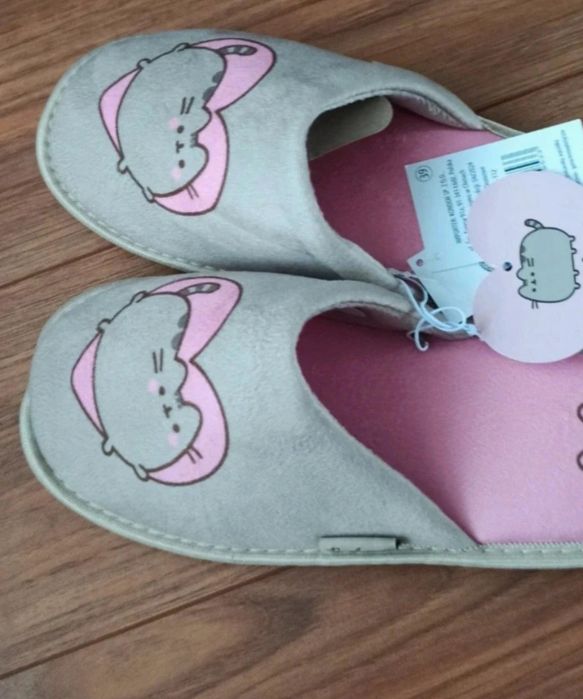 Buty kapcie pusheen 39