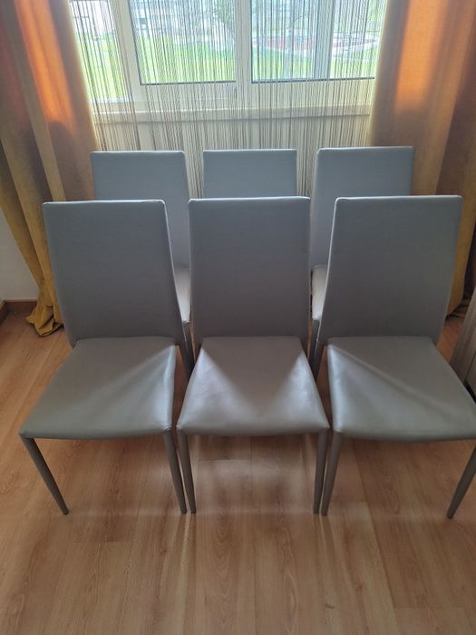 Vendo conjunto cadeira de sala