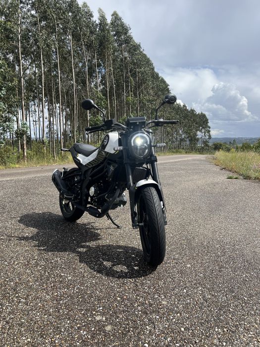 Benelli Leoncino 125