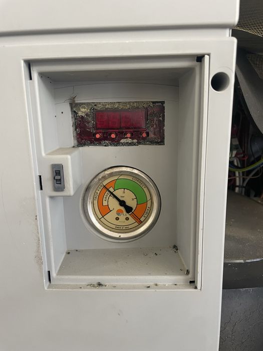Vendo bomba de calor  para piscina como novo