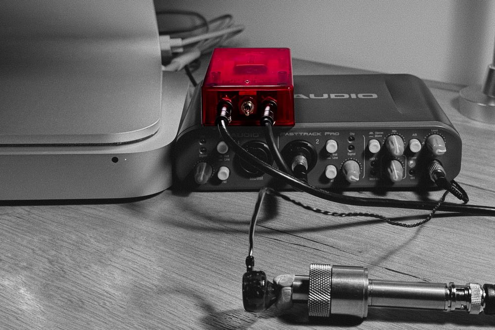 Przedwzmacniacz mikrofonu pomiarowego słuchawek IEM