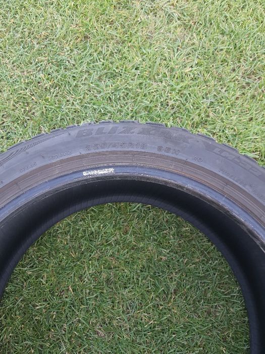 Opony zimowe Bridgestone