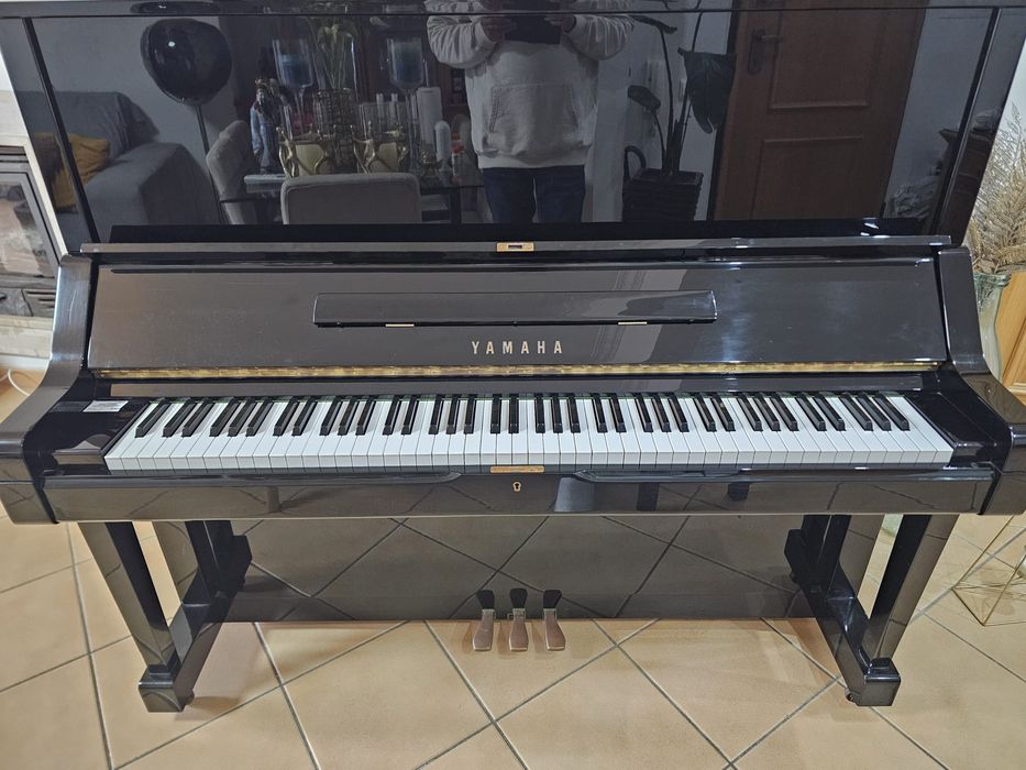 Piano Vertical Yamaha X