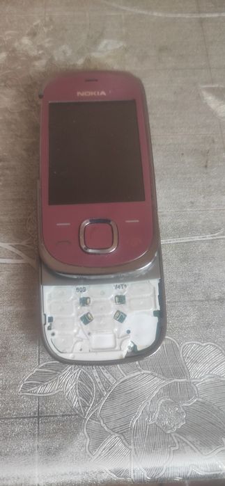 Telefon nokia 7230