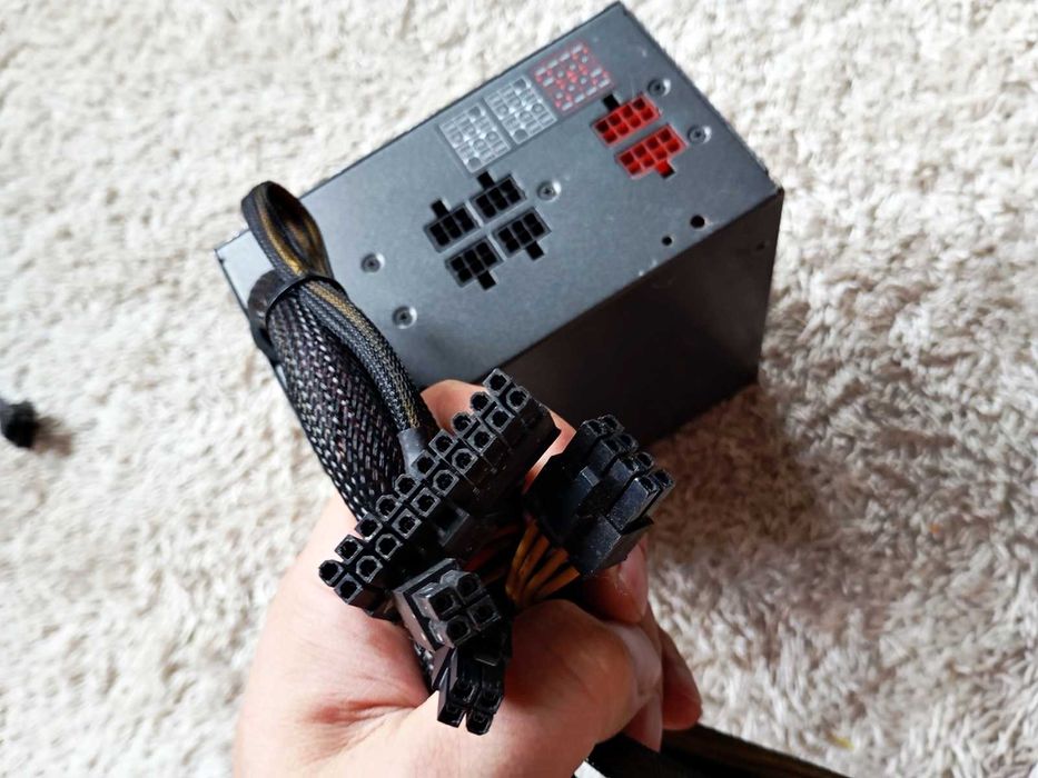 ZasiLacz - 400w 600w 600w - Uszkodzone