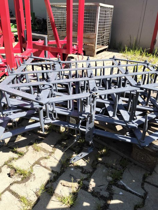 Pole bron fi 16 płaskownik 40x8
Producent DEMAROL-ZIELONKI
