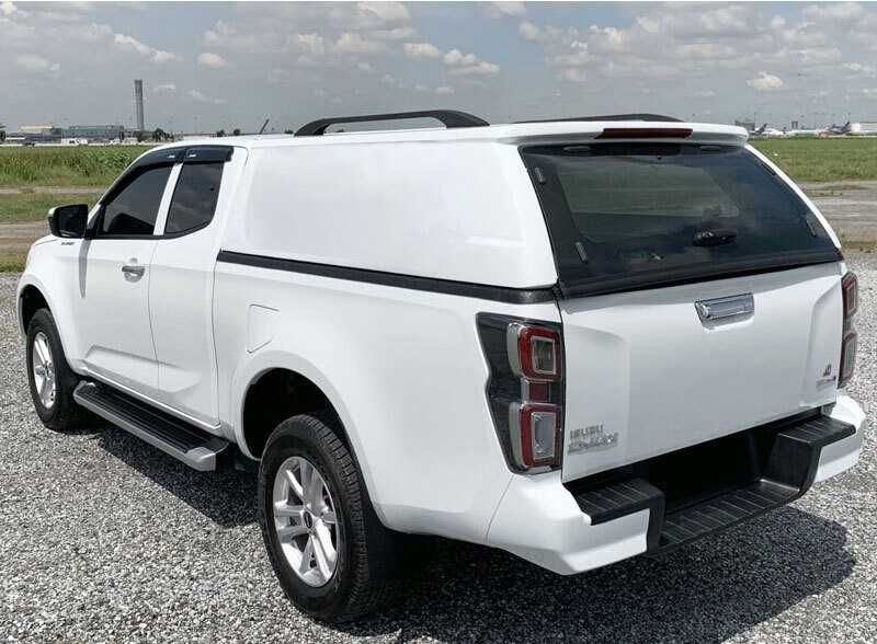 Zabudowa paki Hardtop Isuzu D-Max 2020+ Boki Pełne