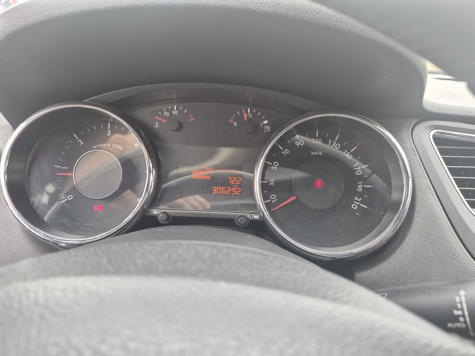Peugeot 5008 1.6 hdi 7Lugares em Bom estado