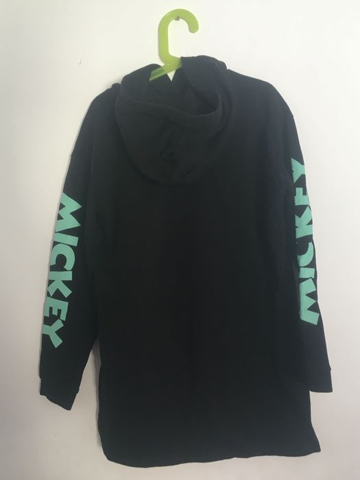 Camisola Preta com Capuz – H&M Disney (134-140 cm)