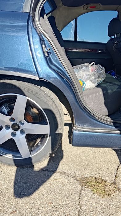 Опель Омега 2000г.