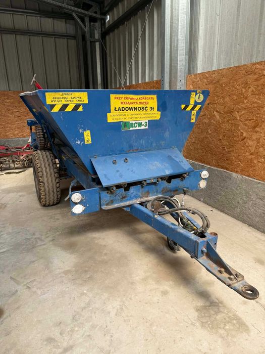 RCW-3 rozsiewacz wapna