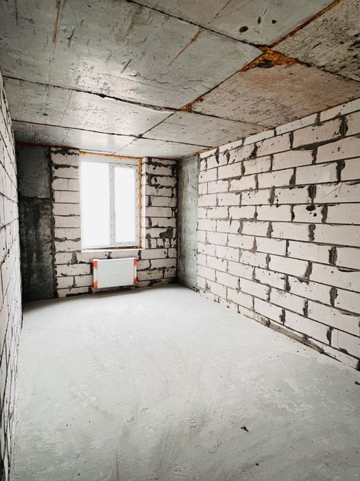 Центр! Видова 3 кімнатна квартира в новобудові  біля Любави