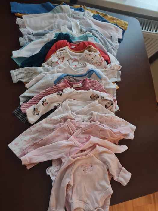 Dużą ilość ubranek dla dziewczynki