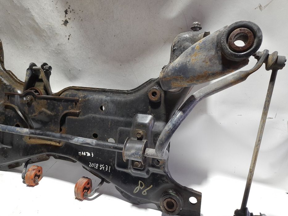 Charriot frente MAZDA 3 (BK)