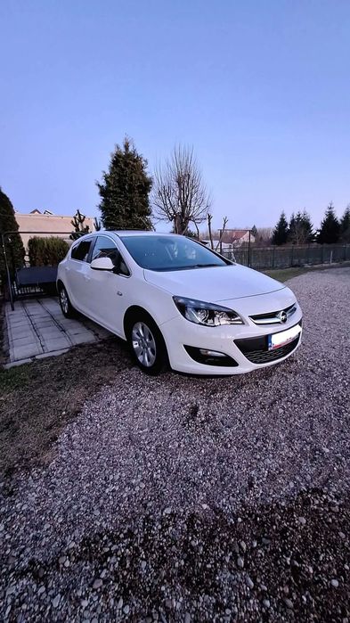 Opel Astra Opel Astra 2015 r 140 KM