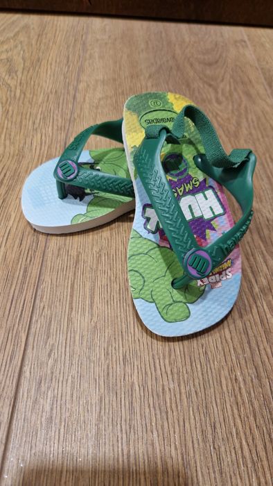 Havaianas Hulk
Tamanho 21

Envio pelo CTT