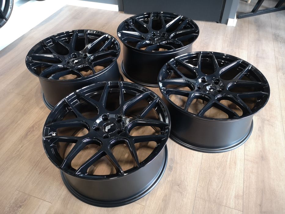 Felgi Japan Racing JR18 20" 9J 10J 5x115 Dodge Challenger Charger Ford Mustang