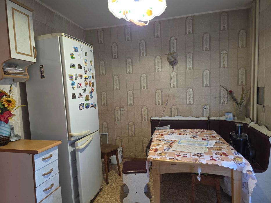 Велика 2к квартира у центрі міста. ДержПрограми.
