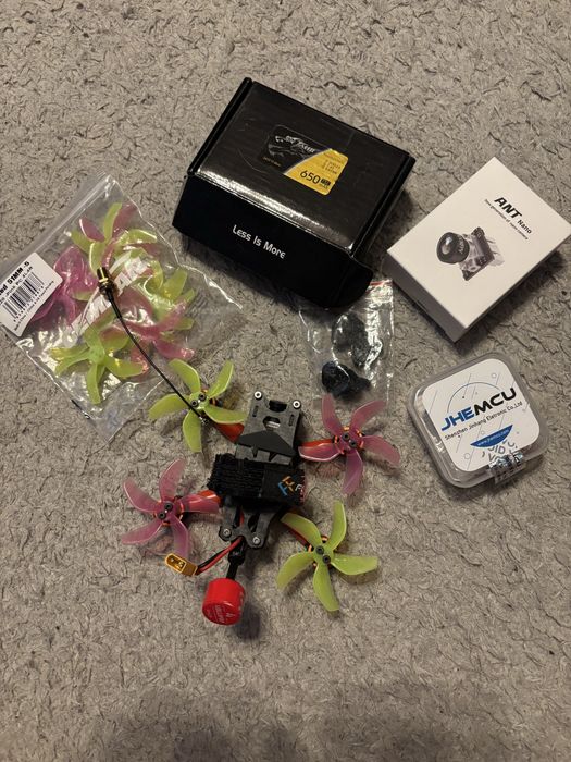 Dron 2 cale FPV 2s
